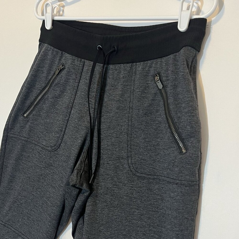 Athleta Women’s Flux Street Jogger Small Ankle Zip Gray Drawstring Athleisure - Picture 13 of 16